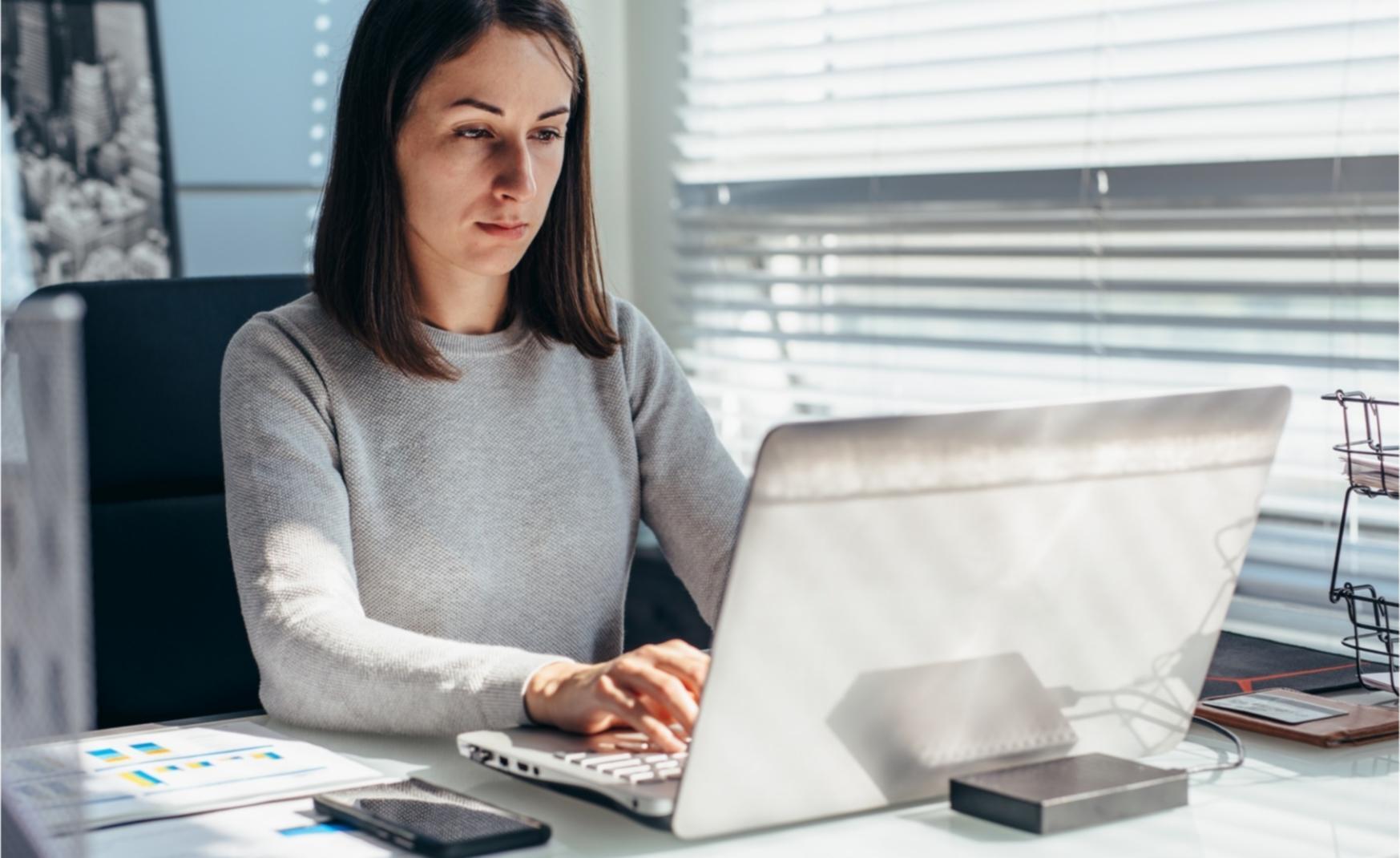 Financial analysis workshop environment